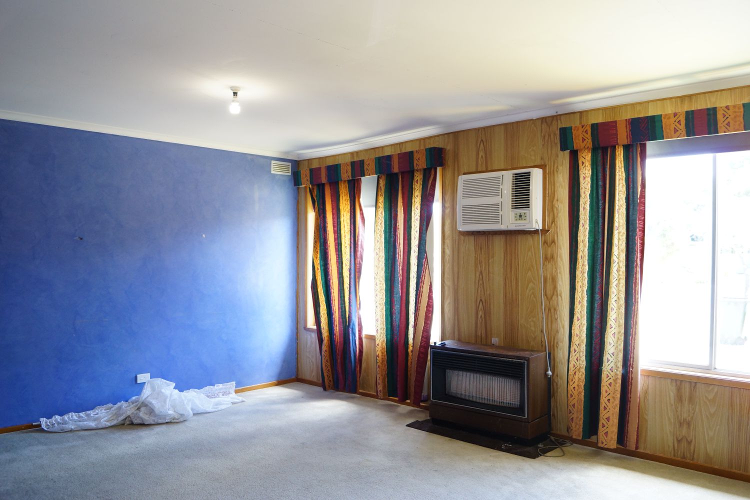 6 Felstead Avenue, Horsham