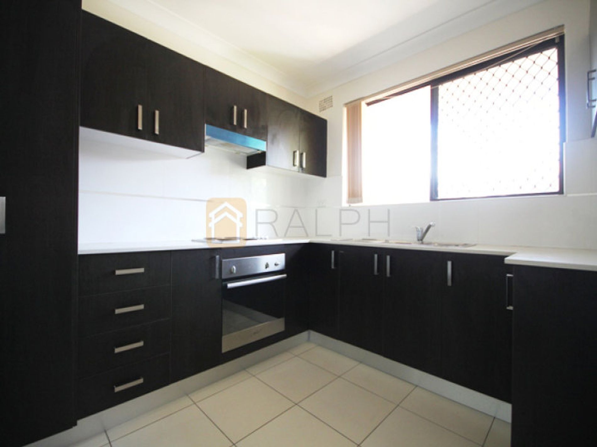 4 / 20 Fairmount Street, Lakemba