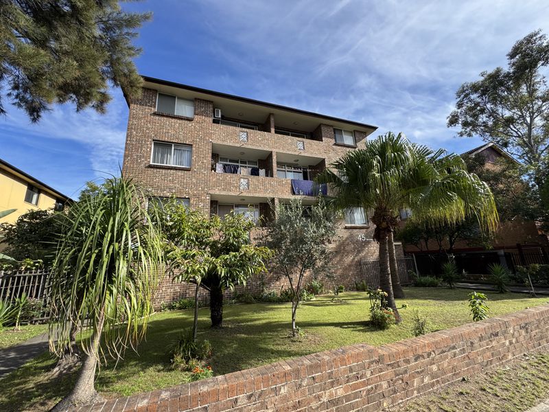 2 / 45 Bathurst Street, Liverpool