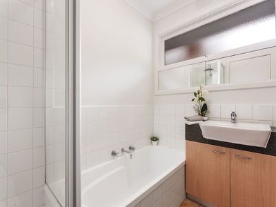 1 / 15 Kauri Court, Mitcham