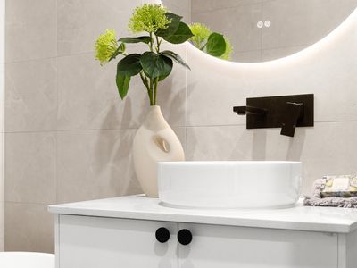 15 Pursuit Street, Mambourin