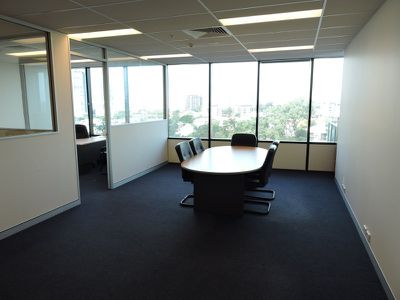 9 Lawson St , Southport