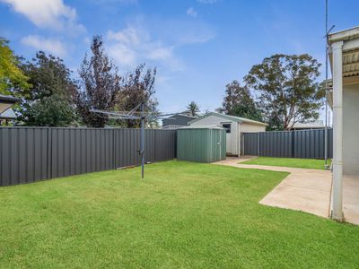 12 Derwent Street, Crookwell