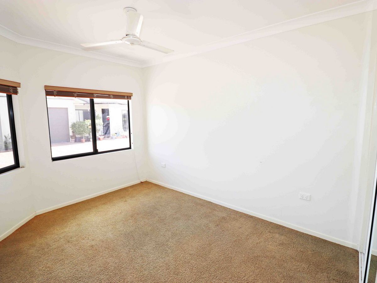 16 / 33 - 35 TOWER AVENUE, Atherton