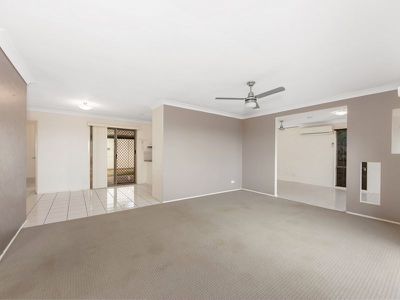2 Tallowood Street, Yamanto