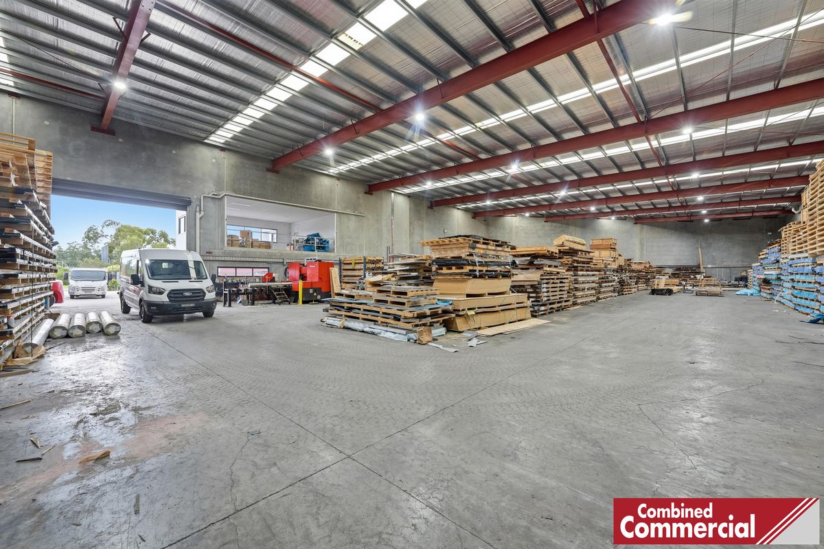 24 Saggart Field Road, Minto