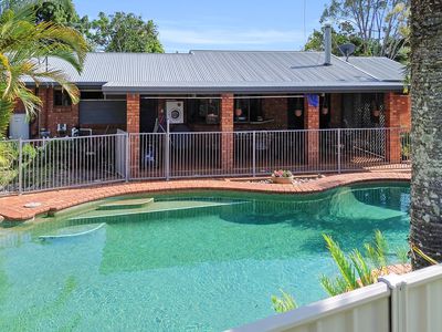 37 Holm Street, Atherton