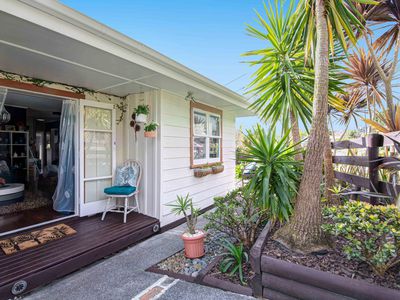 27A Makiri Street, Helensville