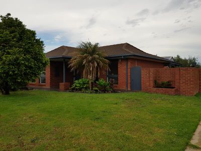 9 Kiewa Court, Werribee