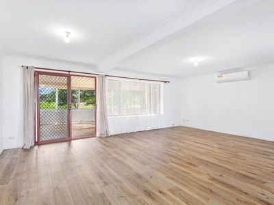 12 Smiths Close, Forster