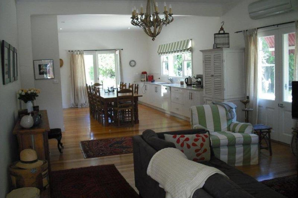 13 Bank Street, Avenel