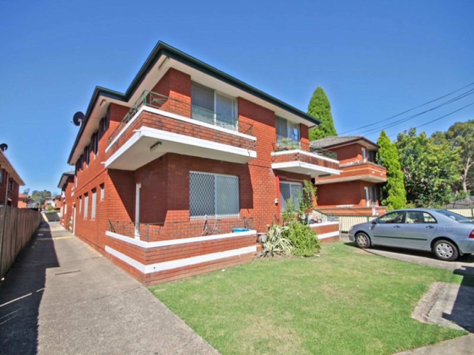 8 / 85 Hampden Road, Lakemba