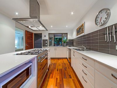 1 Rosier St, Wynnum West