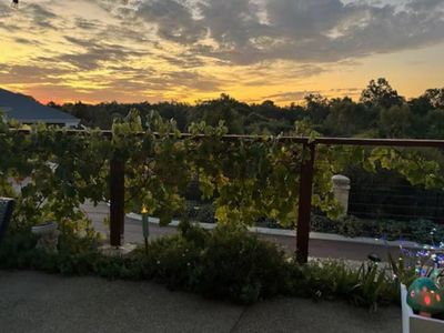 4 Edgewood View, South Guildford