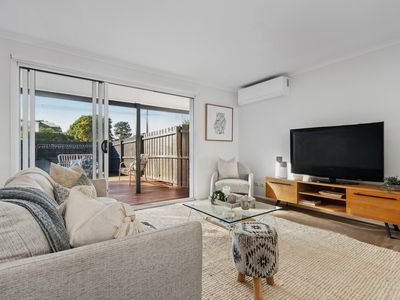 121 Eramosa Road, Somerville