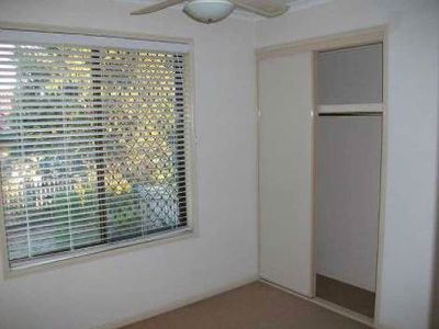 2 Palm Ave, Raceview