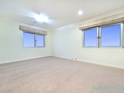 19W / 9 Parker Street, South Perth