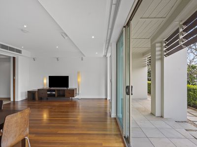 4 / 600 GLADES DRIVE, Robina