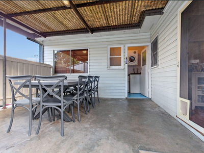 43 Edmondson Avenue, St Marys