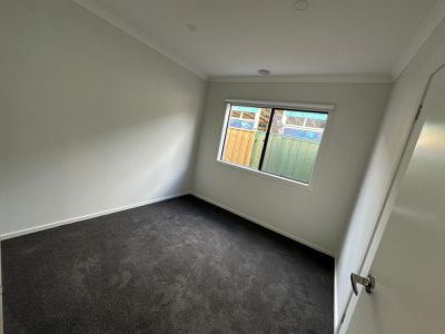 9 Pontburn Road, Truganina