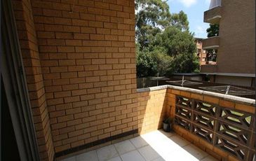 2 / 78 Carlton Parade, Carlton