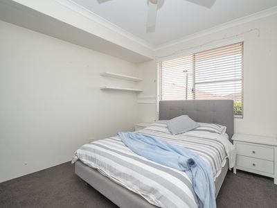 7 Crosshill Green, Kinross
