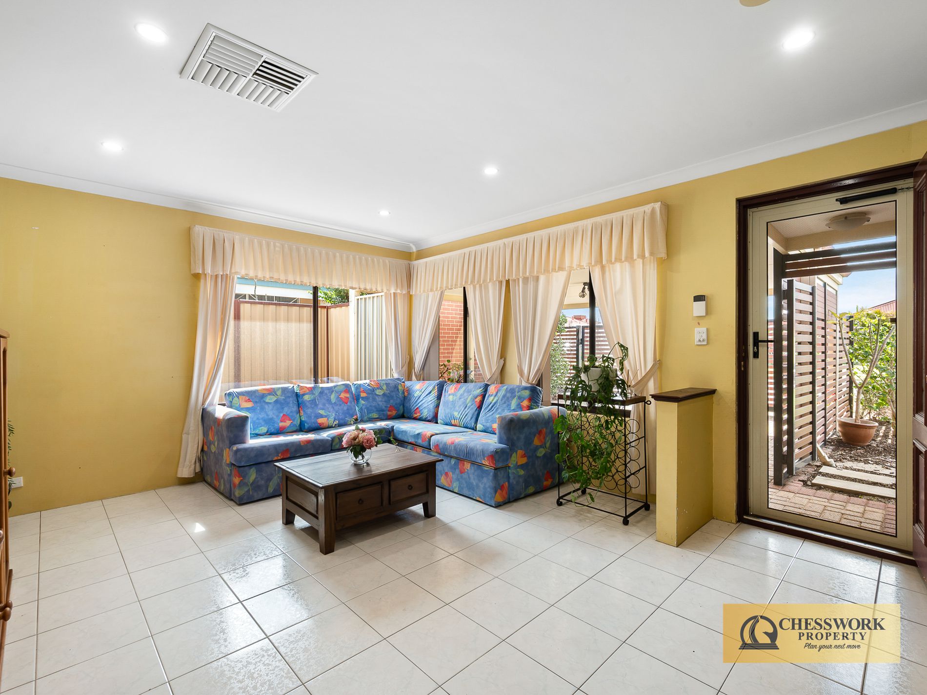 27 Whitchurch Road, Redcliffe