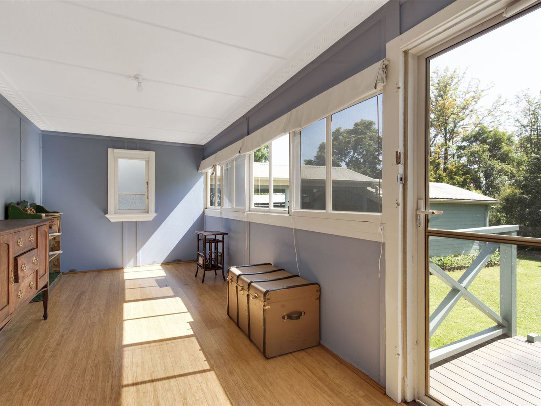 52 Princes Highway, Milton