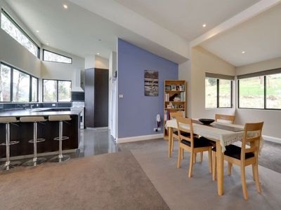 8432 Channel Highway, Cradoc