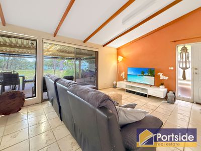 111 John Parade, Lemon Tree Passage