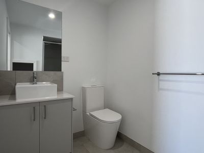 8 / 15 Thomas Street, Laverton