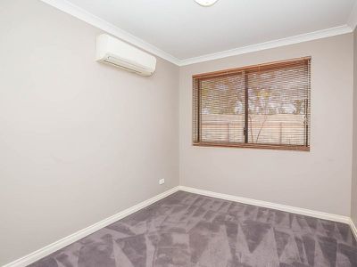 11 / 4 Reynolds Place, South Hedland