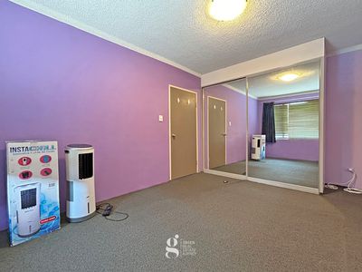 2 / 7 Bank Street, Meadowbank