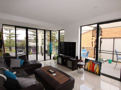 1 / 14 Wharf Street, Tuncurry