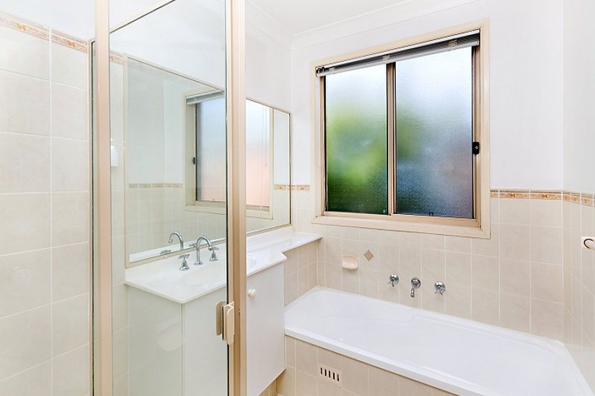 3 Wixstead Close, Point Clare