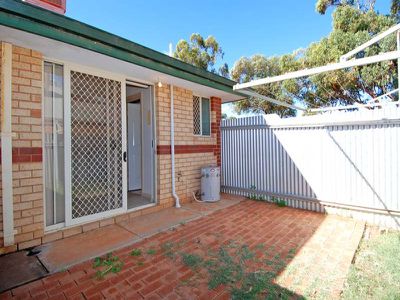 1 / 2 Wittenoom Street, Kalgoorlie