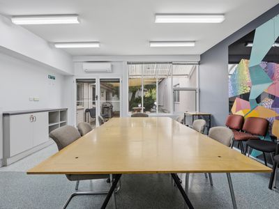 T8 / 75 Newnham Drive, Newnham