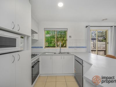 49 Tarrant Crescent, Dunlop
