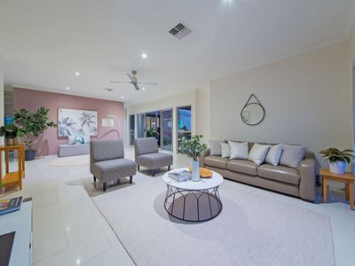 4 Margaret Crescent, Wakerley