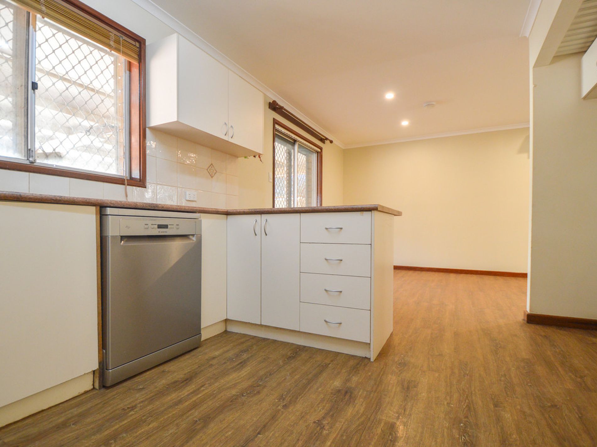 4 Yanderra Crescent, South Hedland