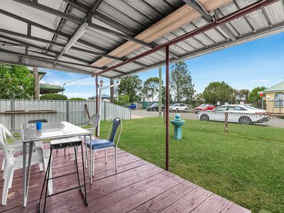 21 Sixth Street, Weston