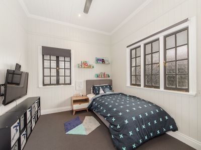 1 Wyndham Street, North Ipswich