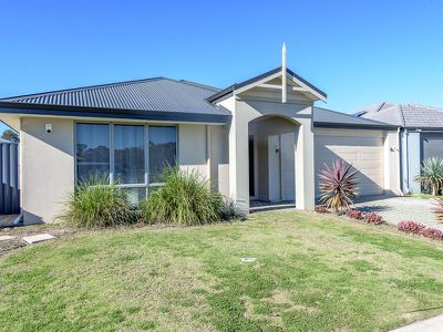 14 Callistemon Gardens , Baldivis