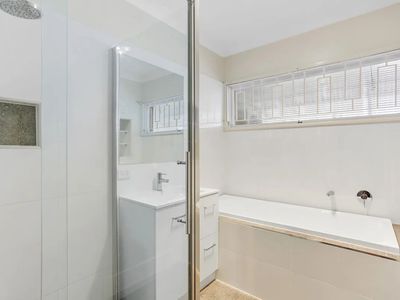 14 Tenth Avenue, St Lucia