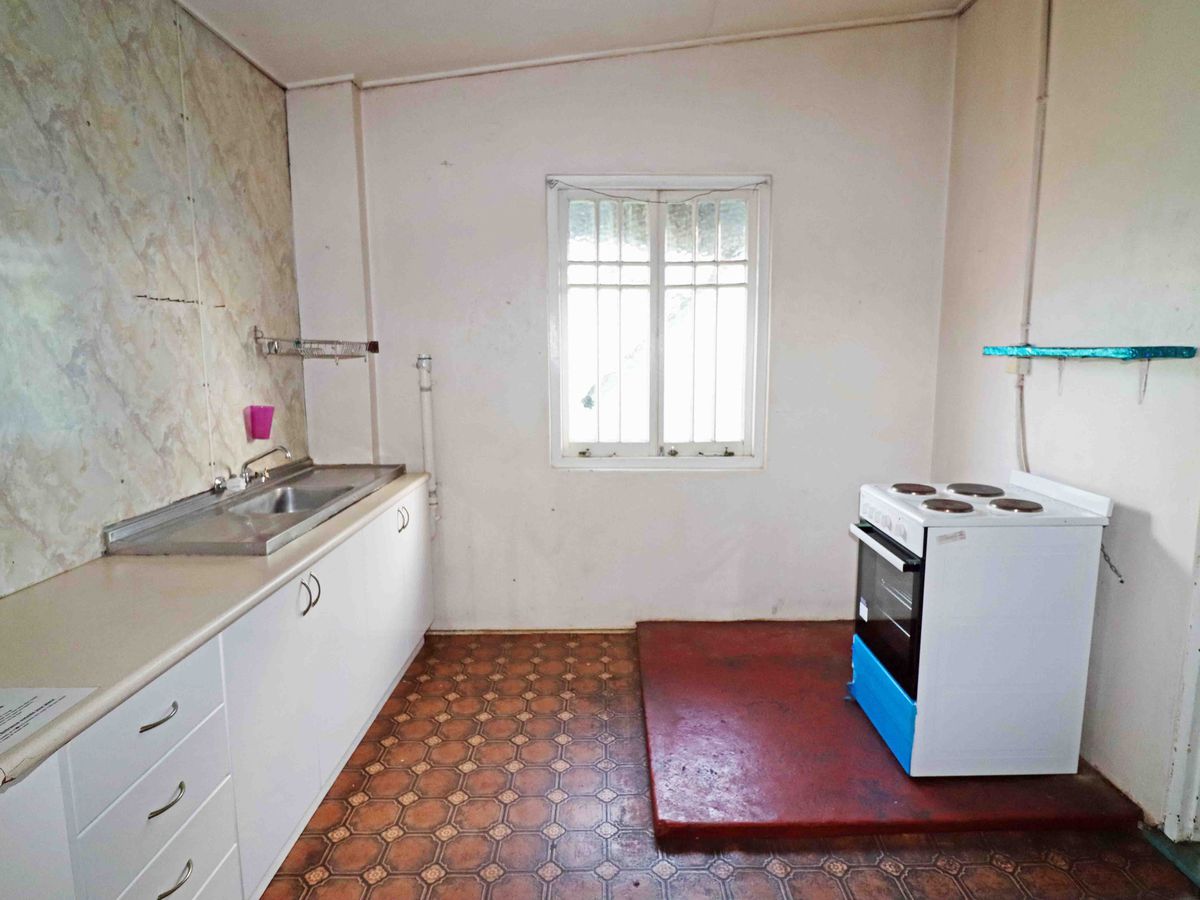 76A Main Street, Atherton