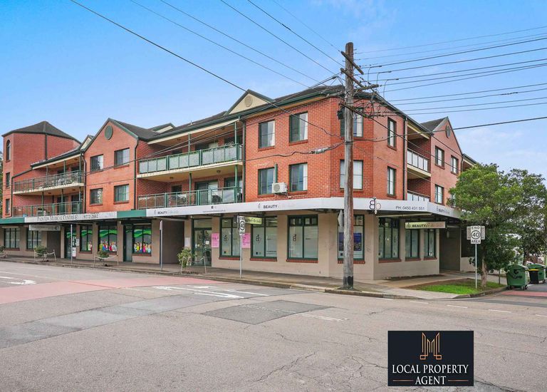 11-15 Cahors Rd, Padstow