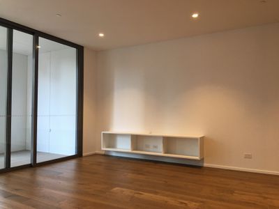 c504 / 83 O'Connor Street, Chippendale