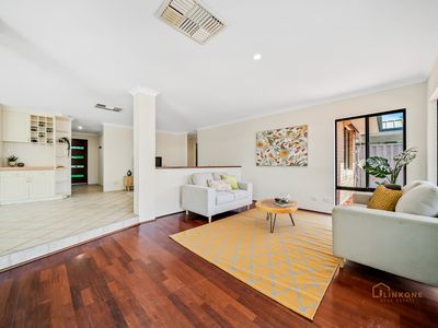 13 Lydiard Retreat, Canning Vale