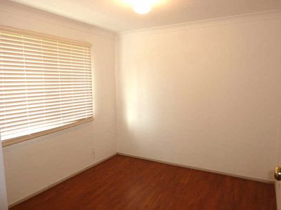 27 Divide Street, Forster