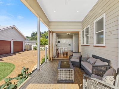120 Holberton Street, Newtown